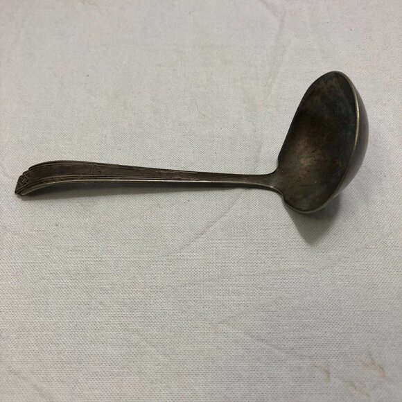 William Rogers Soup Spoon - Picture 3 of 6